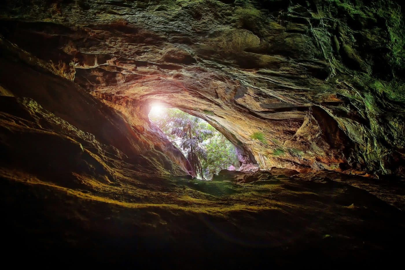 Looking out from inside the Ravana Cave near Ella towards the forest at its mouth